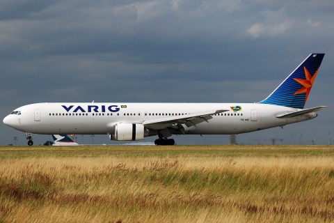PR-VAF - 767-38E(ER) - Varig - CDG - 09-07-2008