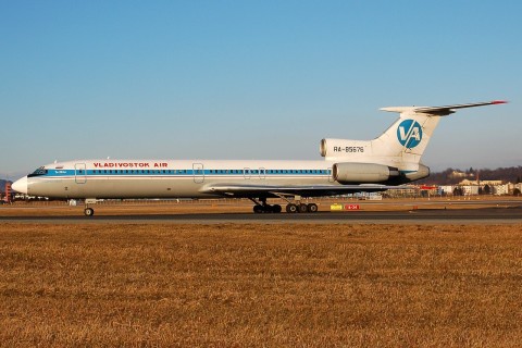 RA-85676 - Tu-154-M - Vladivostok Avia - SZG - 16-02-2008b