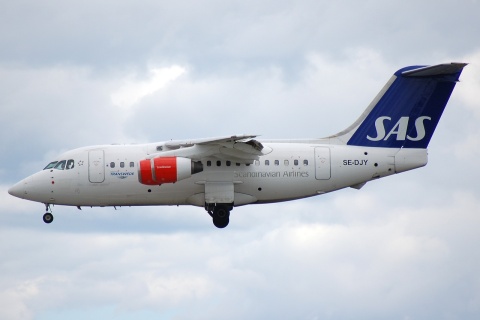 SE-DJY - RJ70- - SAS Scandinavian Airlines - OSL - 24-06-2008