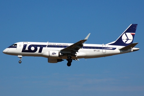 SP-LIA - ERJ-175STD (ERJ-170-200) - LOT _ Polish Airlines - CPH - 18-06-2008