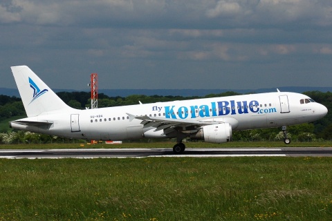 SU-KBA - A320-212 - Koral Blue Airlines - BRS - 19-05-2008