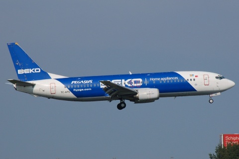 TC-APD - 737-42R - Pegasus - AMS - 20-09-2008