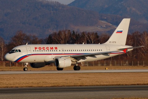 VP-BTQ - A319-113 - Rossiya _ Russian Airlines - SZG - 16-02-2008b