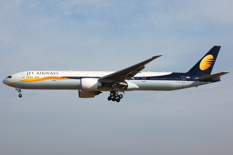 VT-JEC - 777-35R(ER) - Jet Airways - BRU - 16-08-2008