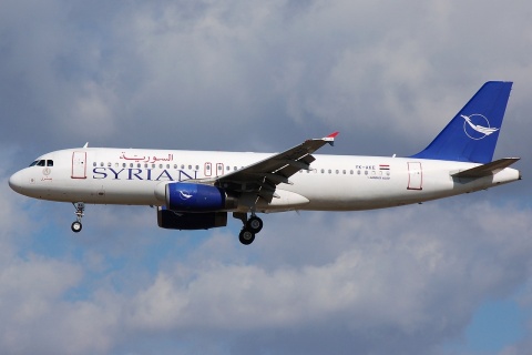YK-AKE - A320-233 - Syrian Arab Airlines - CPH - 20-06-2008