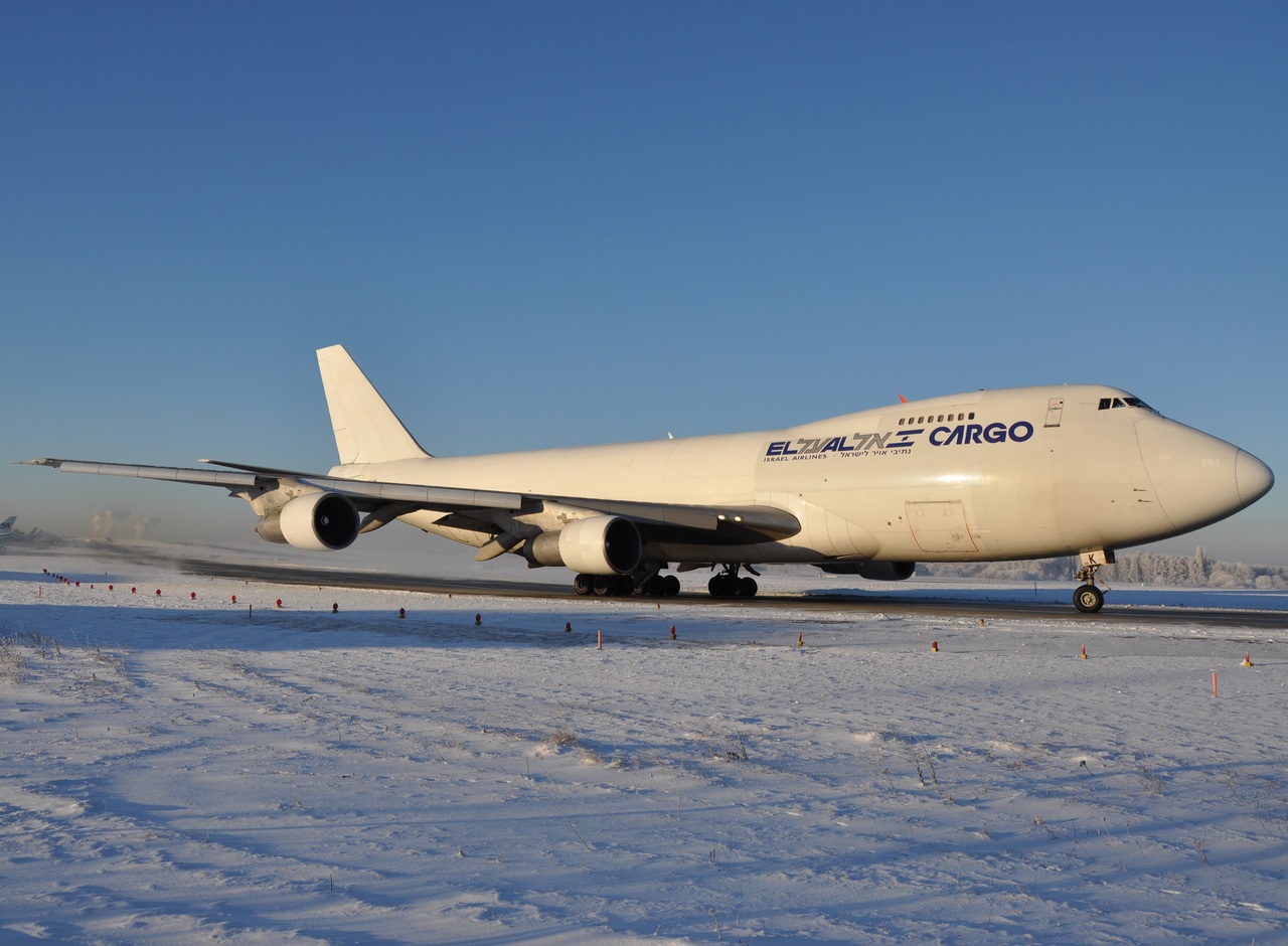 4X-AXK - 747-245F - El Al Israel Airlines - LGG - 09-01-2009