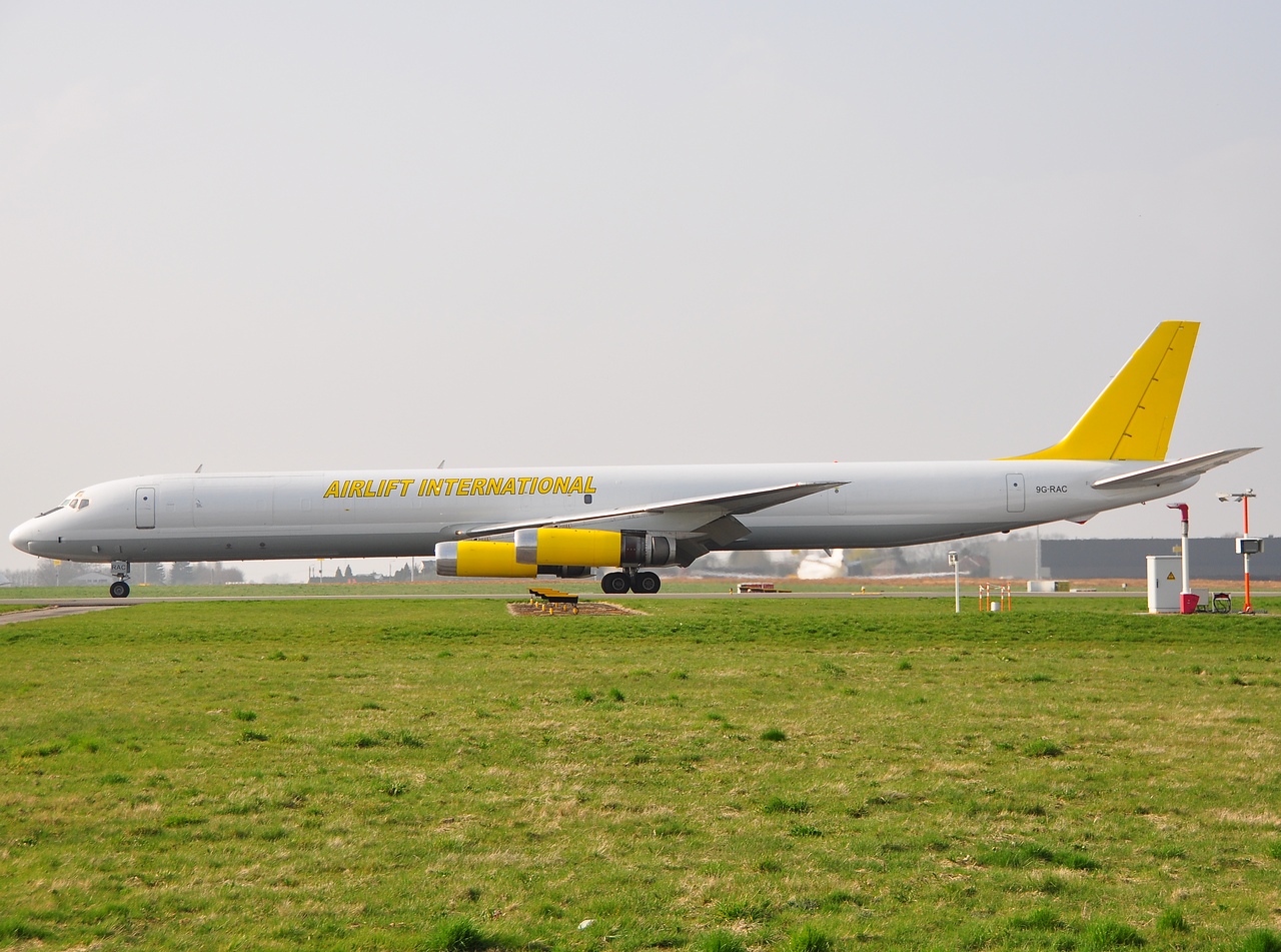 9G-RAC - DC-8-63PF - Airlift International - LGG - 05-04-2009b