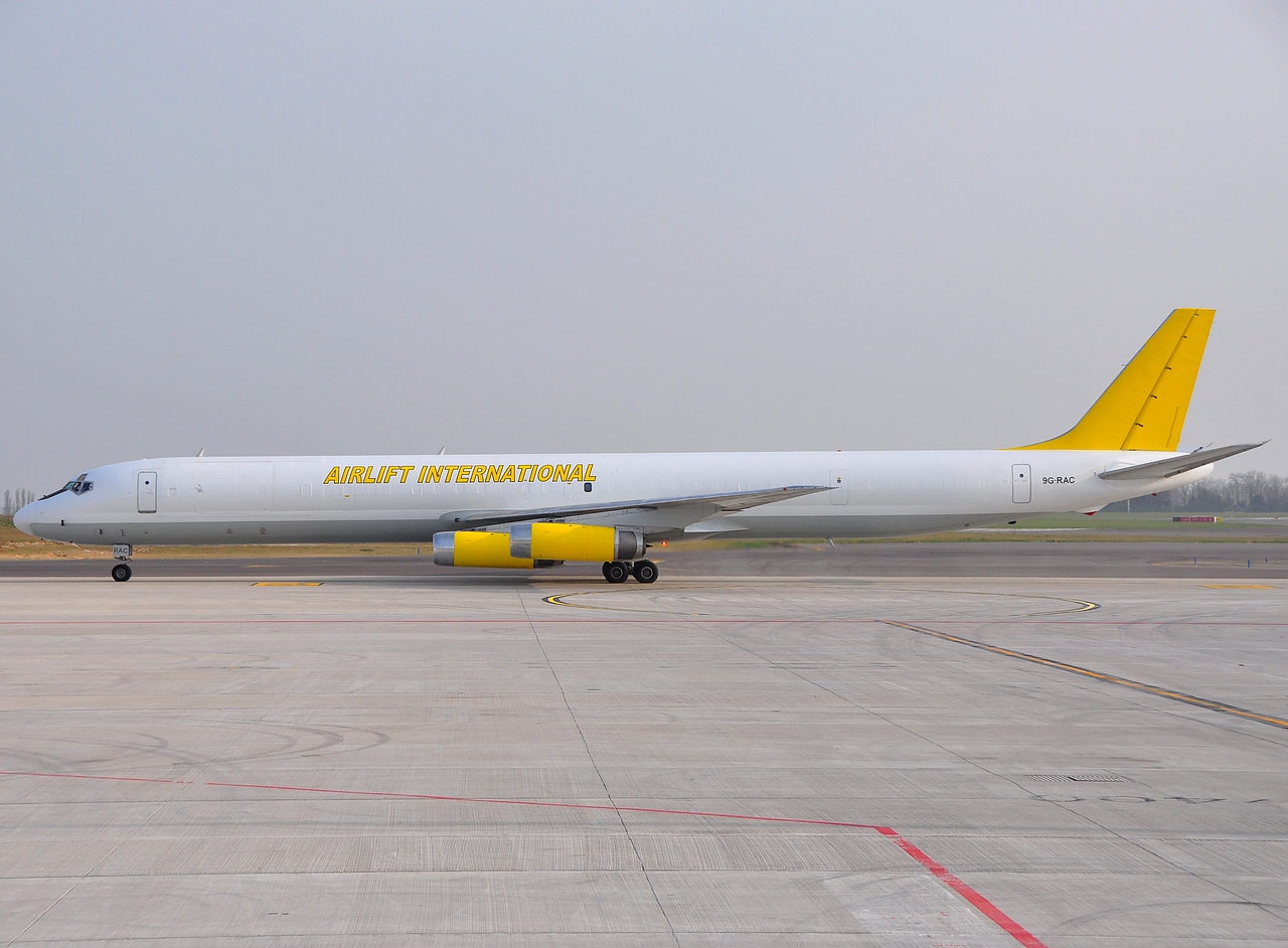 9G-RAC - DC-8-63PF - Airlift International - LGG - 05-04-2009d