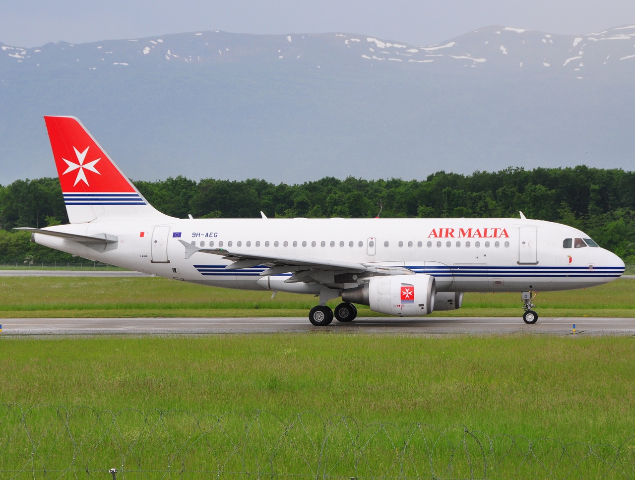 9H-AEG - A319-111 - Air Malta - GVA - 12-05-2009