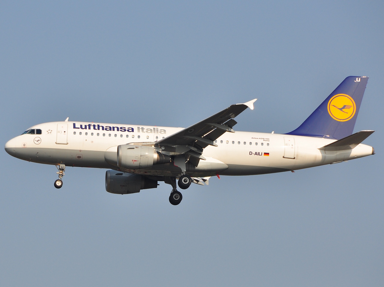 D-AILI - A319-114 - Lufthansa Italia - MXP - 22-09-2009