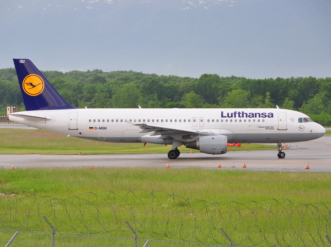 D-AIQU - A320-211 - Lufthansa - GVA - 12-05-2009