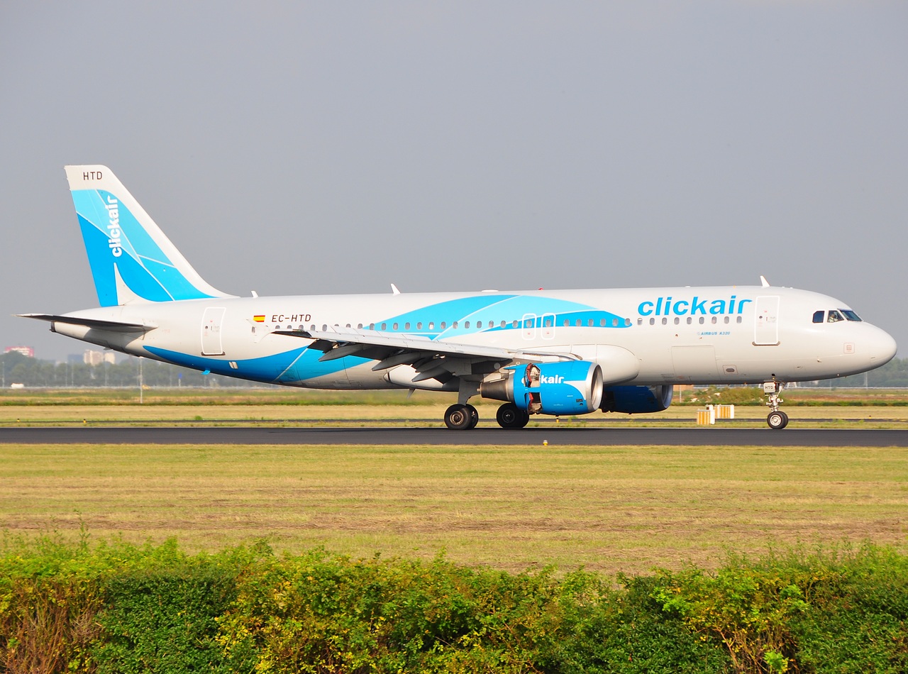 EC-HTD - A320-214 - Clickair - AMS - 18-08-2009