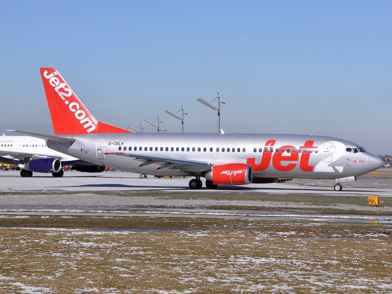 G-CELH - 737-330(WL) - Jet2 - SZG - 28-02-2009