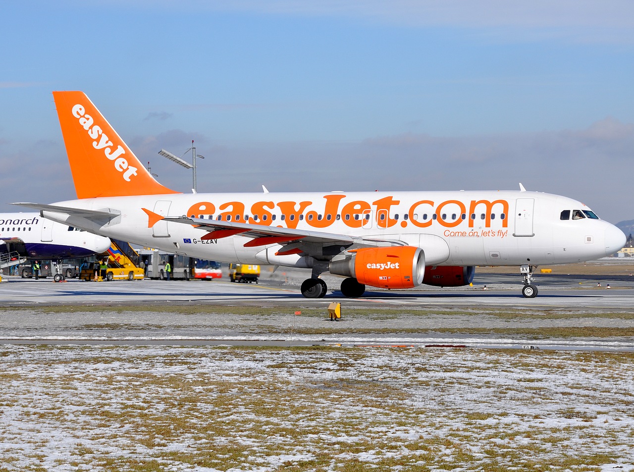 G-EZAV - A319-111 - easyJet - SZG - 28-02-2009