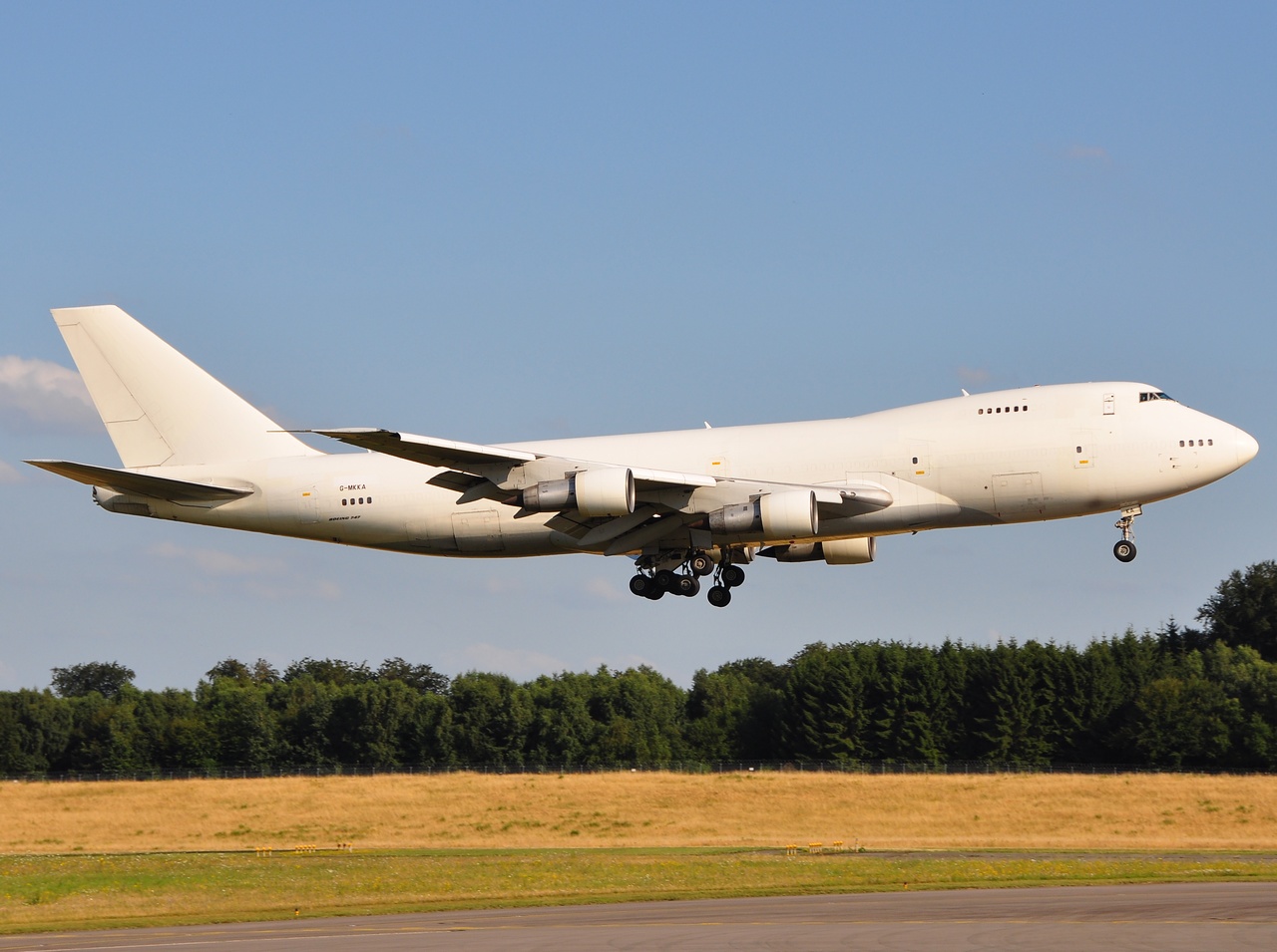 G-MKKA - 747-212B - British Global Airlines - LUX - 16-07-2009