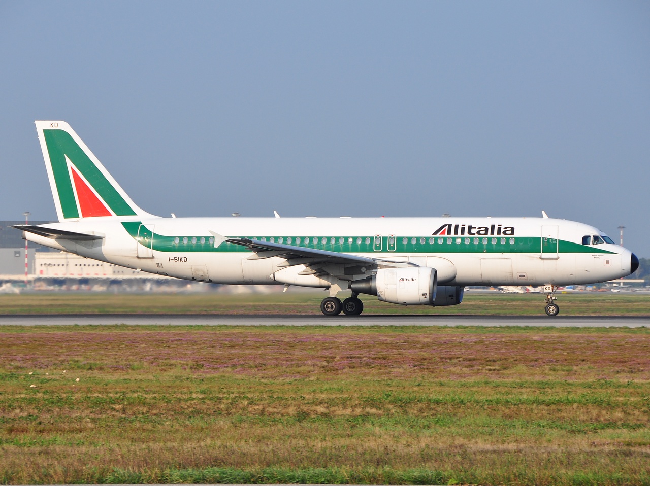 I-BIKD - A320-214 - Alitalia - MXP - 23-09-2009