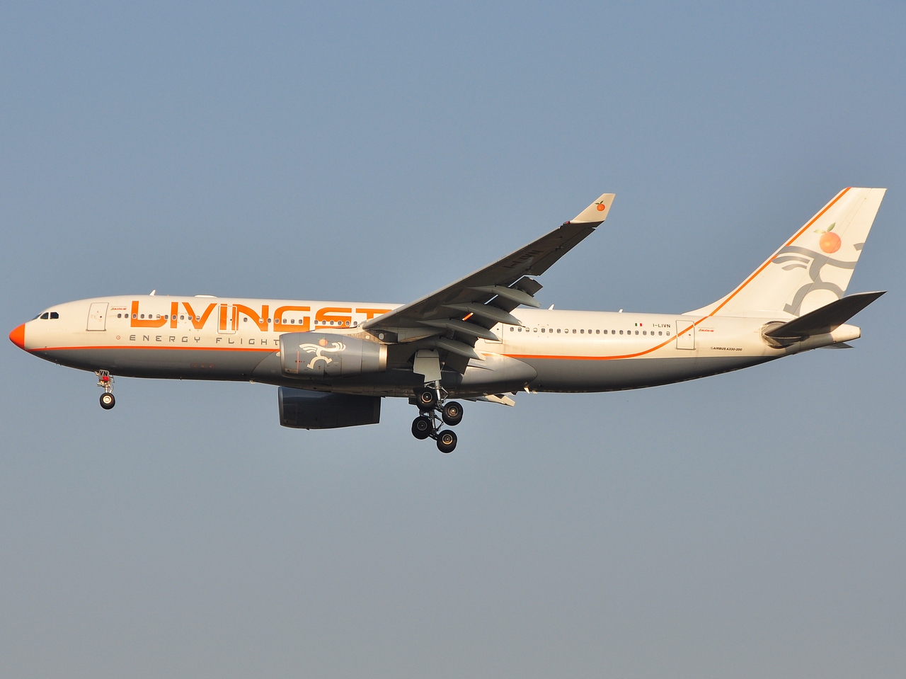 I-LIVN - A330-243 - Livingston - MXP - 22-09-2009