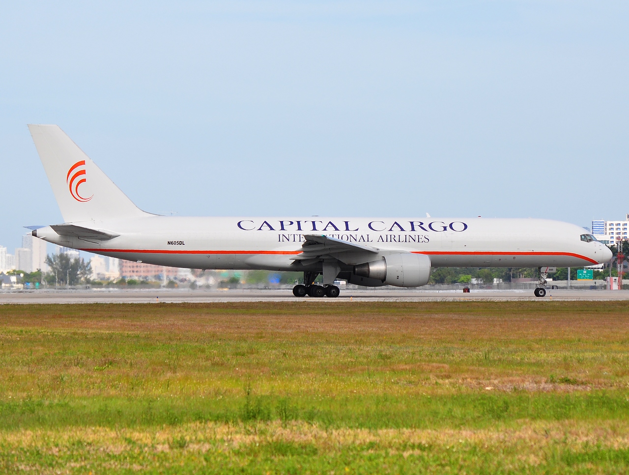 N605DL - 757-232 - Capital Cargo International Airlines - MIA - 15-05-2009