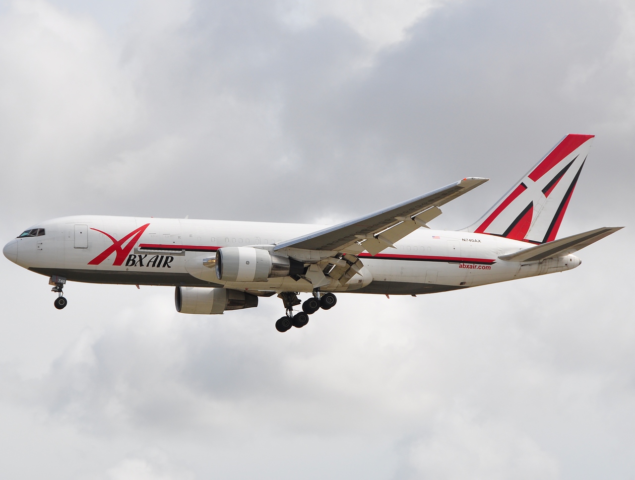 N740AX - 767-232 - ABX Air - MIA - 15-05-2009