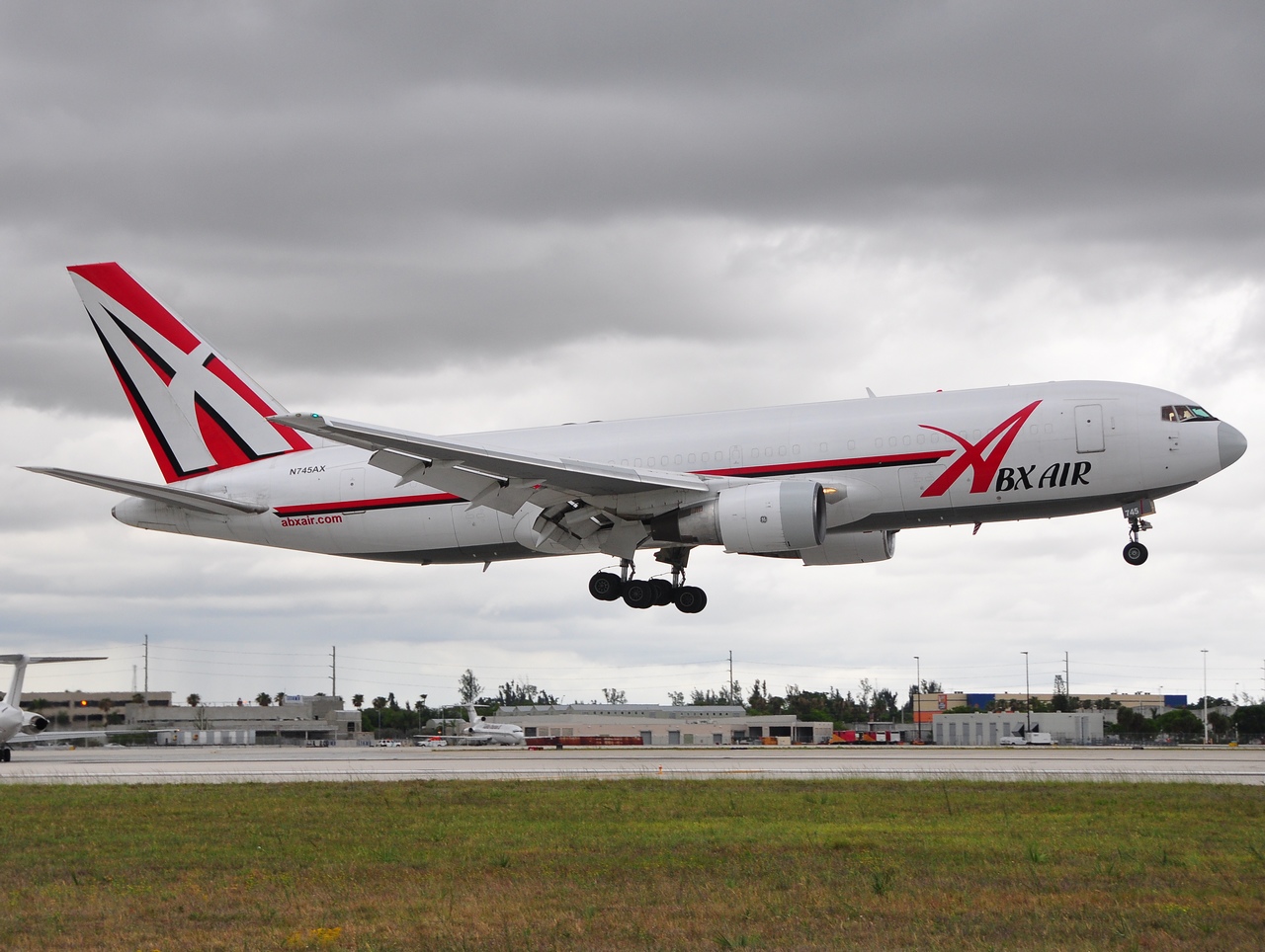 N745AX - 767-232 - ABX Air - MIA - 19-05-2009