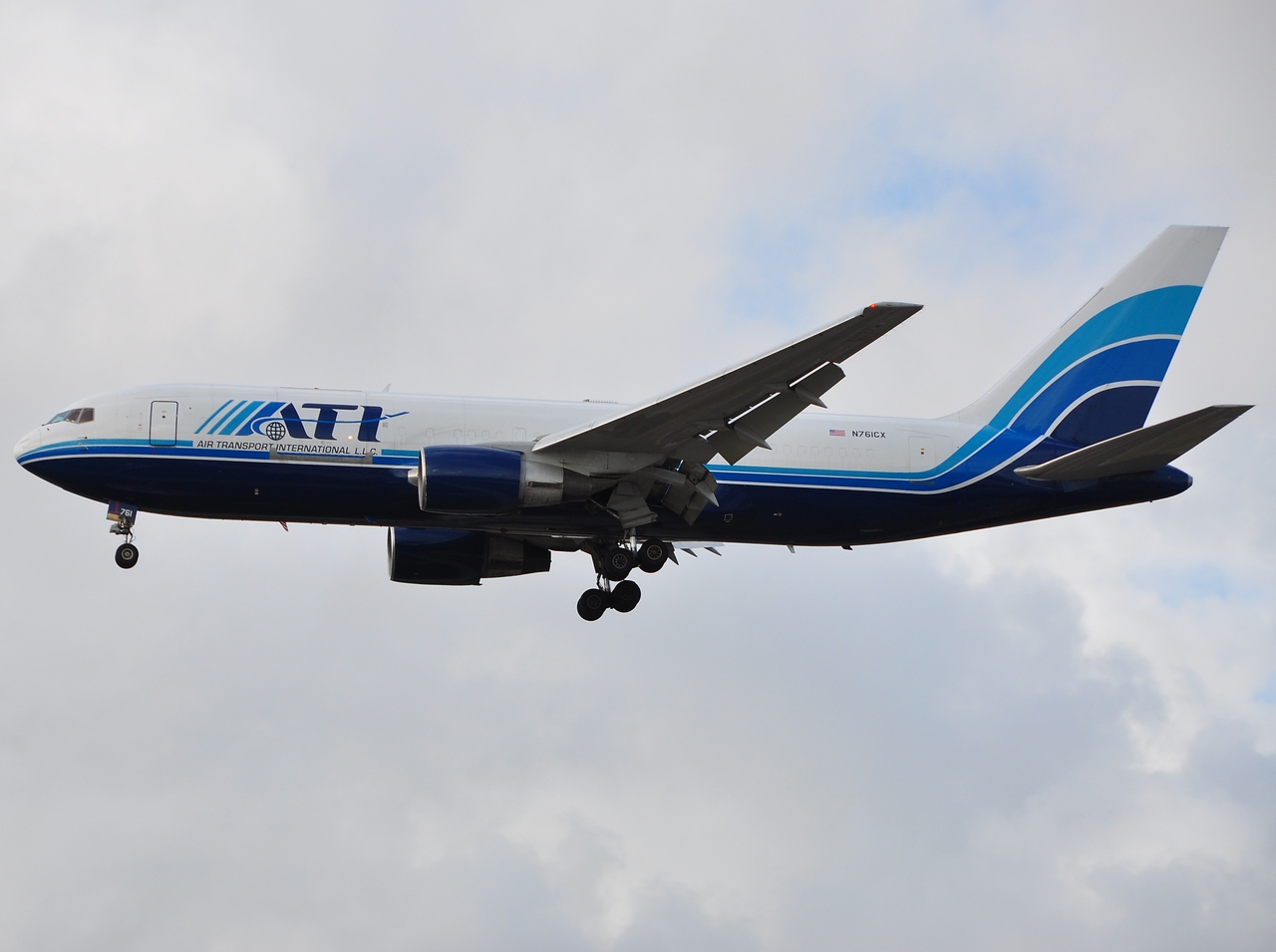 N761CX - 767-223F - ATI _ Air Transport International - MIA - 15-05-2009