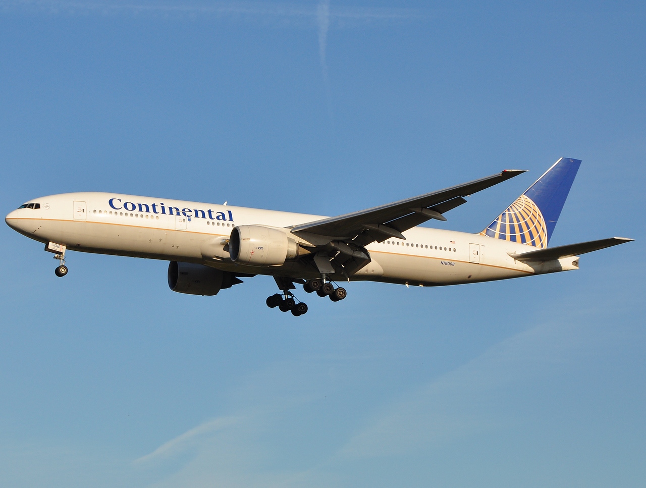 N78008 - 777-224(ER) - Continental Air Lines - BRU - 23-08-2009
