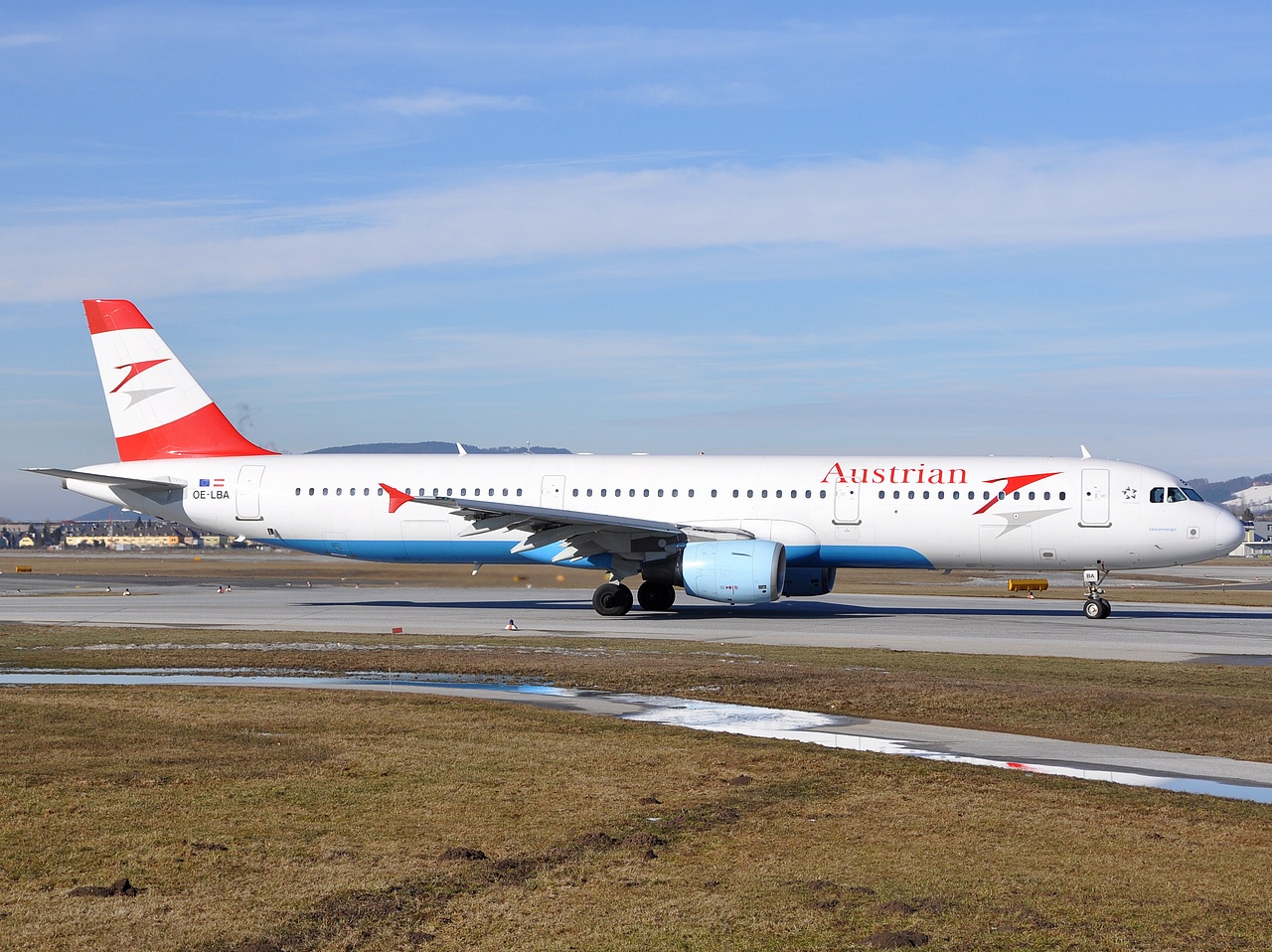 OE-LBA - A321-111 - Austrian Airlines - SZG - 28-02-2009