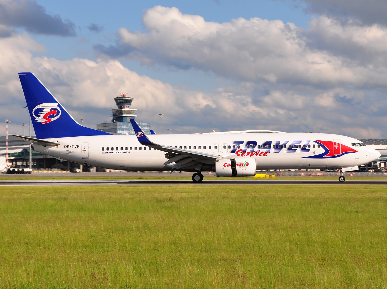 OK-TVF - 737-8FH(WL) - Travel Service - PRG - 09-06-2009