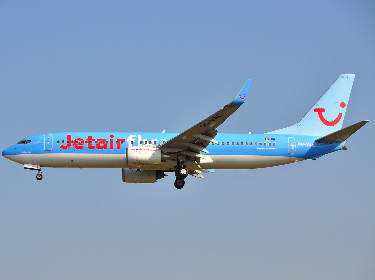 OO-VAC - 737-8BK(WL) - JetairFly - BRU - 02-04-2009