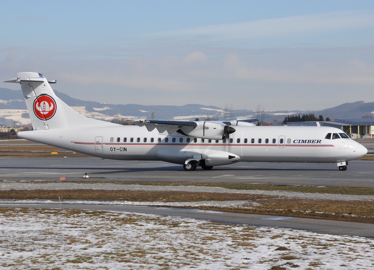 OY-CIN - ATR 72-500 (72-212A) - Cimber Air - SZG - 28-02-2009