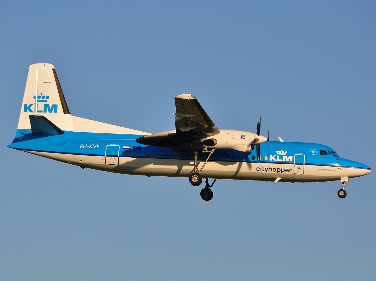 PH-KVF - Fokker 50 - KLM Cityhopper - AMS - 23-06-2009