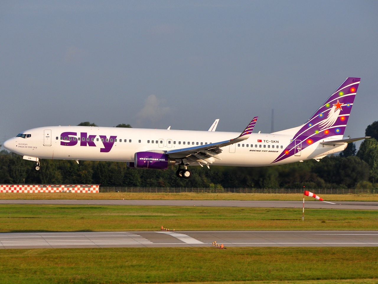 TC-SKN - 737-94X(ER)(WL) - Sky Airlines - DUS - 06-09-2009