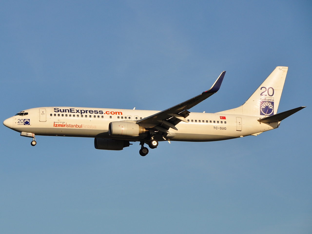 TC-SUG - 737-8CX(WL) - SunExpress - BRU - 23-08-2009