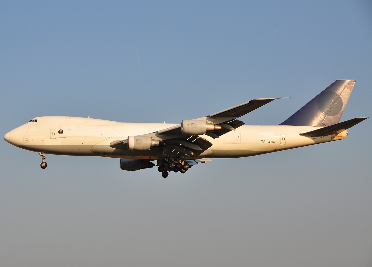 TF-ARP - 747-230F - Air Atlanta Icelandic - BRU - 01-04-2009