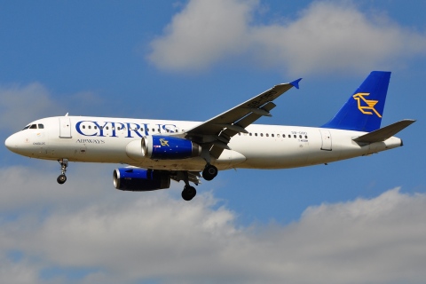 5B-DBD - A320-231 - Cyprus Airways - LHR - 27-08-2009