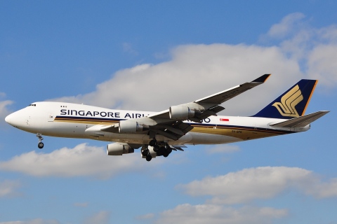 9V-SFK - 747-412F - Singapore Airlines - LHR - 27-08-2009