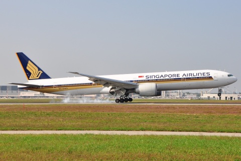 9V-SWG - 777-312(ER) - Singapore Airlines - MXP - 23-09-2009