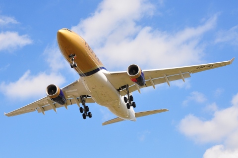 A9C-KA - A330-243 - Gulf Air - LHR - 27-08-2009