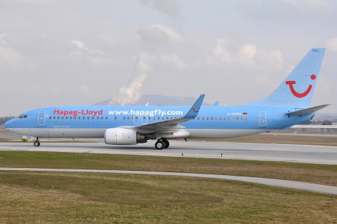 D-AHFN - 737-8K5(WL) - Hapag-Lloyd - SZG - 21-03-2009