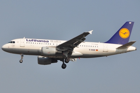 D-AKNF - A319-112 - Lufthansa Italia - MXP - 22-09-2009