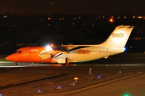 EC-HJH - BAe 146-200QT - TNT Airways - LGG - 02-10-2009