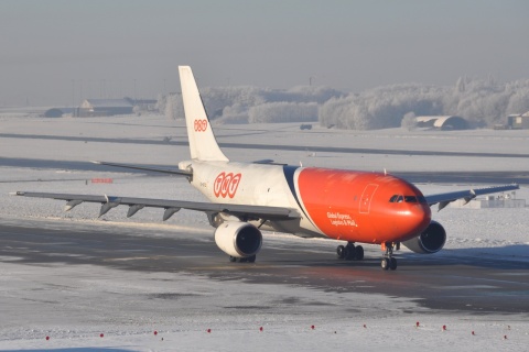 EC-HQT - A300B4-103 - TNT Airways - LGG - 09-01-2009