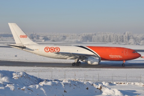 EC-HQT - A300B4-103 - TNT Airways - LGG - 09-01-2009b