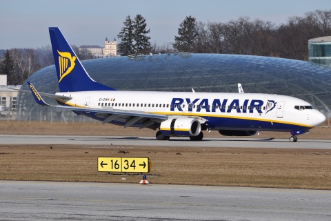 EI-DWH - 737-8AS(WL) - Ryanair - SZG - 28-02-2009