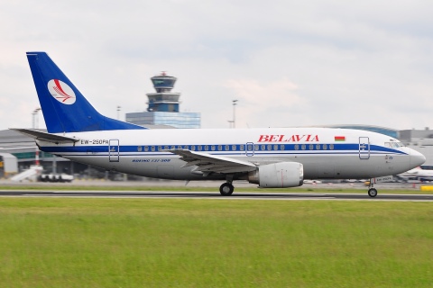 EW-250PA - 737-524 - Belavia _ Belarusian Airlines - PRG - 09-06-2009