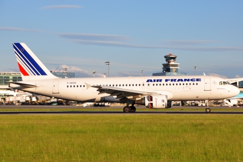 F-GKXO - A320-214 - Air France - PRG - 09-06-2009