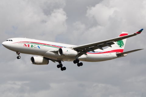 F-ORMA - A330-243 - MEA _ Middle East Airlines - LHR - 28-08-2009
