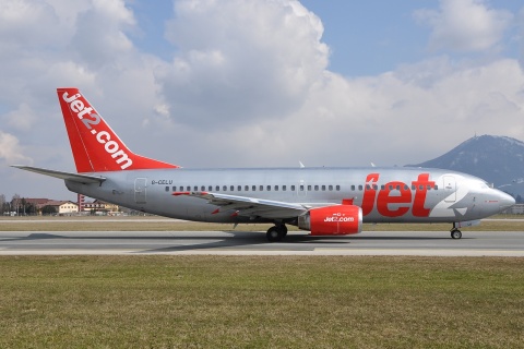 G-CELU - 737-377 - Jet2 - SZG - 21-03-2009b