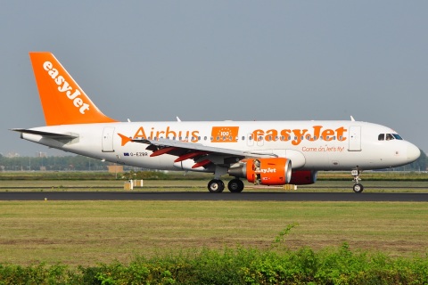 G-EZBR - A319-111 - easyJet - AMS - 18-08-2009b
