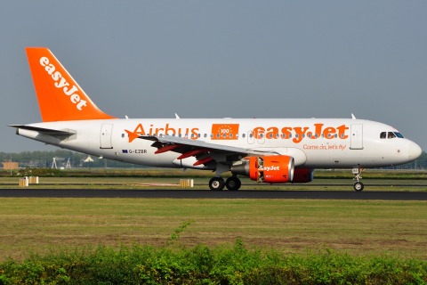 G-EZBR - A319-111 - easyJet - AMS - 18-08-2009c